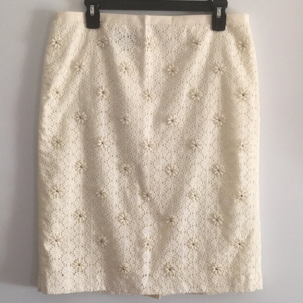 Talbots Daisy Appliqué Ivory Eyelet Lace Pencil Skirt size 10